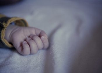 Поліція розслідує смерть у військовому розподільчому пункті