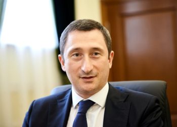 Для міністра Чернишова просять запобіжний захід