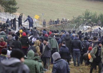 Німецький депутат запропонував розміщувати мігрантів з Білорусі в Україні
