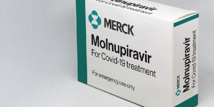 Нові ліки проти COVID-19 виявилися менш ефективними, ніж очікували