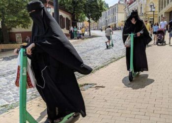 Україну заполонили туристи із Саудівської Аравії