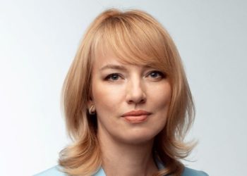 Тисячу гривень за вакцинацію можна буде отримати і без смартфона, – голова “Слуги народу”