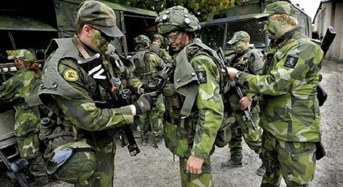 Швеція готова відправити своїх військових в Україну