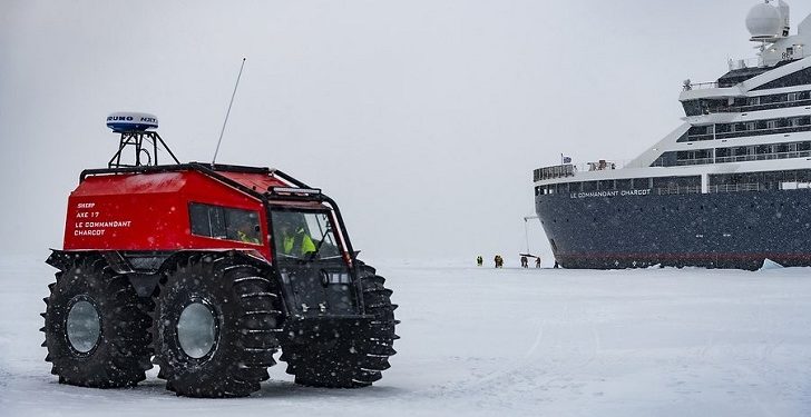 Унікальний український всюдихід почав возити туристів на Північний полюс