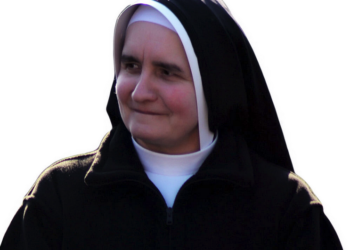 Загиблою, яку водій львівської маршрутки 6 км протягнув під капотом, виявилася монахиня