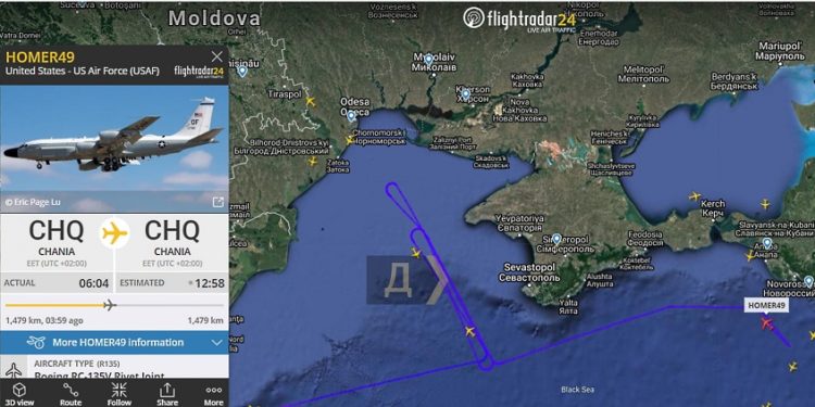 Літаки НАТО проводять розвідку окупованого Криму та східних областей України