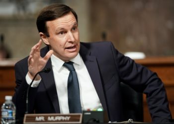 Американський сенатор застеріг Росію від “помилки історичного масштабу”