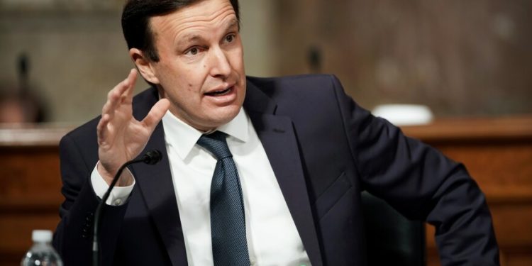 Американський сенатор застеріг Росію від “помилки історичного масштабу”