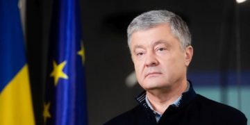 Демарш експрезидентів: Порошенко слідом за Ющенком та Кучмою повернув Польщі орден Білого Орла