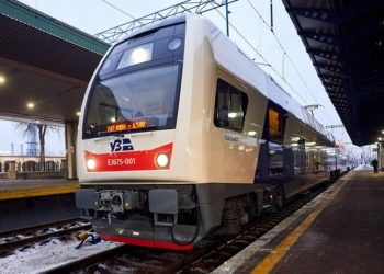 Між Києвом і Львовом запустили двоповерхову електричку