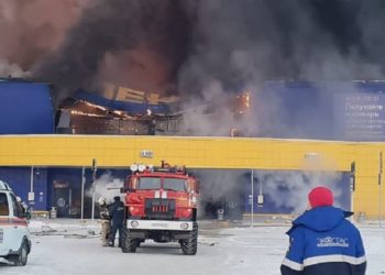 У Росії стався другий за тиждень вибух феєрверків у переповненому людьми гіпермаркеті (відео)