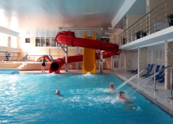 У Летичеві 16 дітей з Вінниччини отруїлися парами хлору в аквапарку
