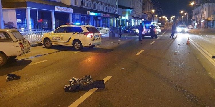 У Рівному п’яний помічник ексдепутата на смерть збив військового і намагався втекти