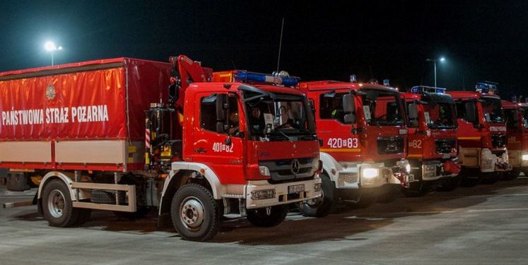 29 вантажівок з гуманітарним вантажем прямують з Польщі до Києва