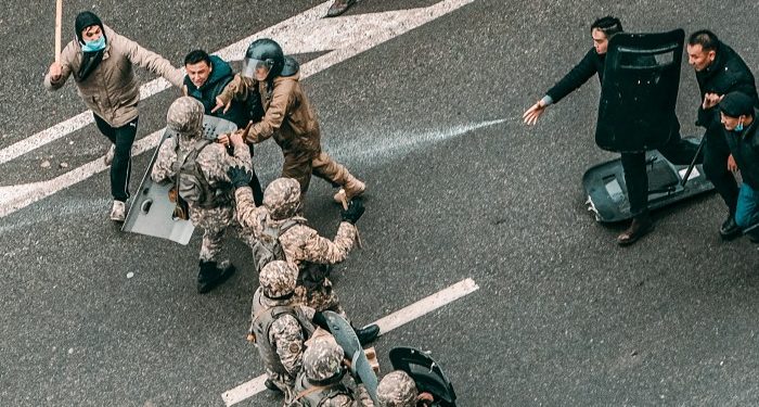 У Казахстані затримали майже 6 тис. протестувальників, повідомляють про 164 жертви