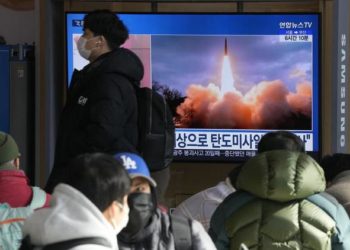 Північна Корея запустила ракету, яка у 16 разів перевищила швидкість звуку