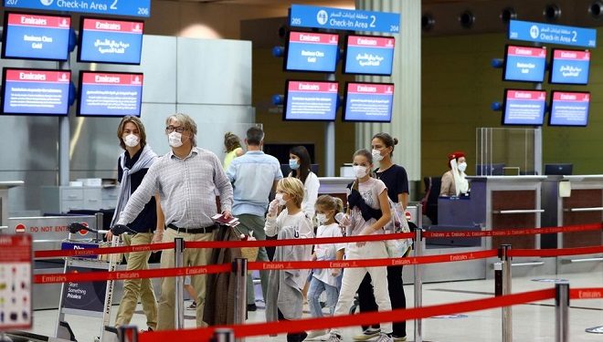 ОАЕ заборонять невакцинованим громадянам виїжджати за кордон