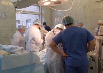 У Чернівцях провели першу трансплантацію нирки