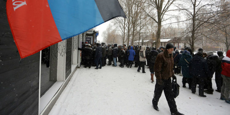 ГУР Міноборони закликала жителів Донецька залишатися вдома через загрозу терактів з боку бойовиків