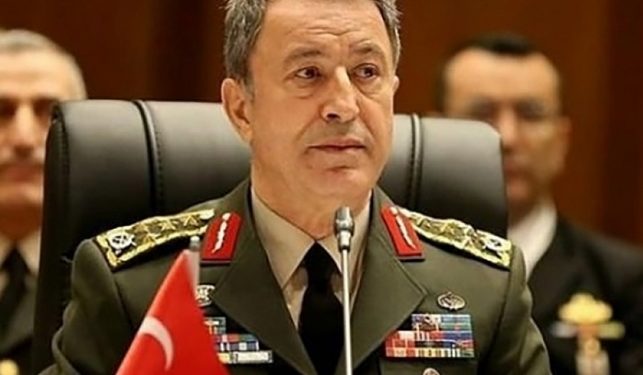 У глави Міноборони Туреччини після візиту в Україну виявили ковід