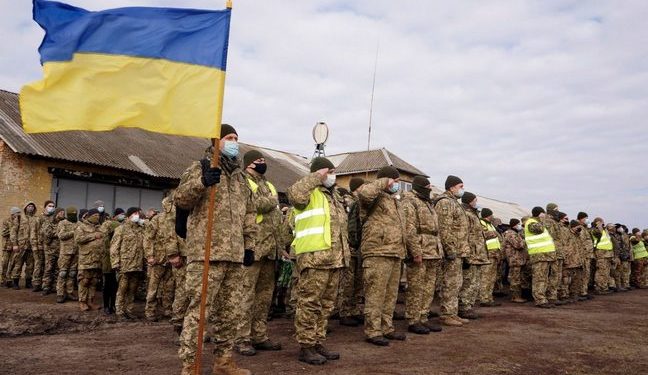 В Україні зростає готовність до збройного опору в разі вторгнення РФ, – опитування