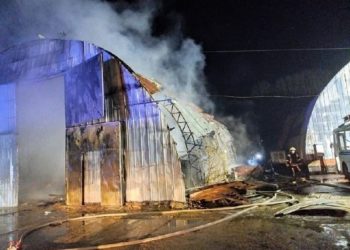 У Білій Церкві на Київщині згорів цех з виробництва меблів