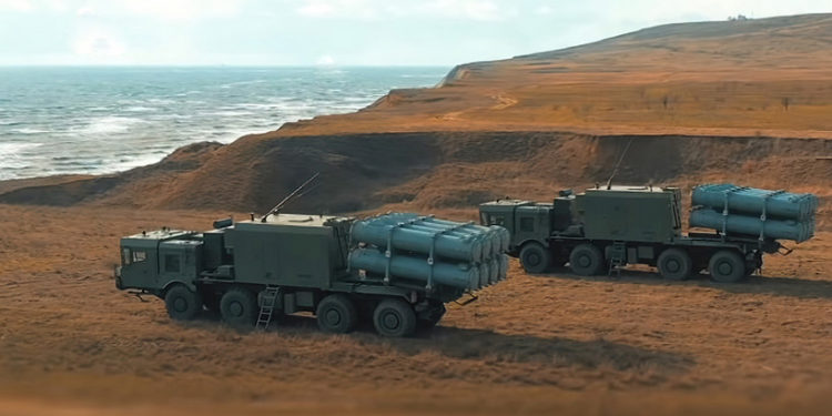 Росія перекриває Чорне та Азовські моря під виглядом навчань