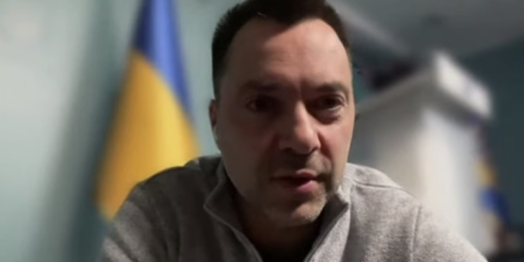 Арестович про втрати втрати України у війні: “Цифри, звісно, є. Але я їх не назву. До кінця війни”