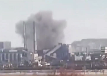 Російські окупанти знищили завод “Азовсталь” (відео)
