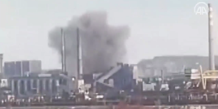 Російські окупанти знищили завод “Азовсталь” (відео)