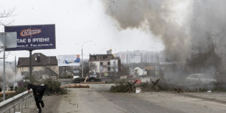 Британська розвідка попередила про високу ймовірність запеклих боїв у передмістях Києва