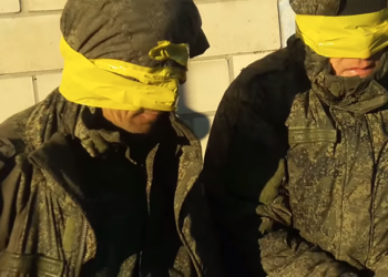 На Чернігівщині російський майор привів свій підрозділ у полон після того, як побачив розгром сусіднього блокпоста (відео)