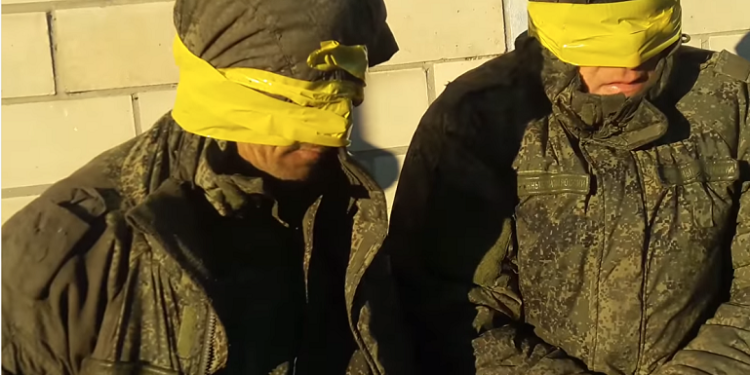 На Чернігівщині російський майор привів свій підрозділ у полон після того, як побачив розгром сусіднього блокпоста (відео)