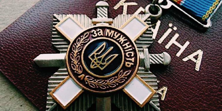 Зеленський відзначив нагородами майже 300 українських захисників, 58 із них – посмертно