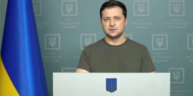 Зеленський присвоїв звання Героя України 12 військовим, шістьом із них – посмертно