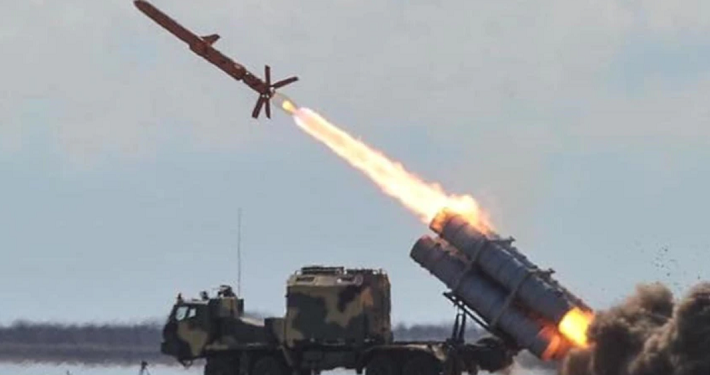 Росія завдала удару по ракетному заводу під Києвом