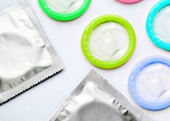 Виробник презервативів, нурофену і Vanish оголосив, що йде з Росії