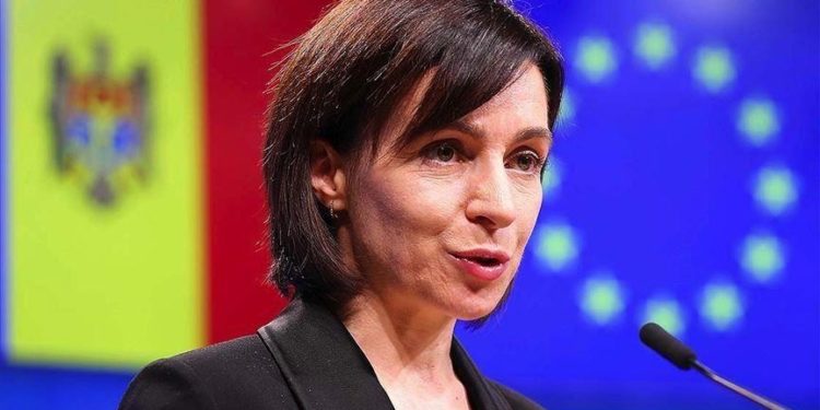 Молдова вперше з початку війни надішле військову допомогу Україні