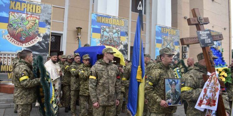 У Вінниці попрощалися льотчиком штурмової авіації Сергієм Пархоменком (фото, відео)