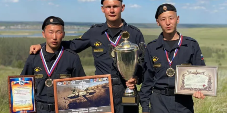 Влада Бурятії 2 місяці приховувала, що чемпіон РФ з танкового біатлону загинув на війні в Україні