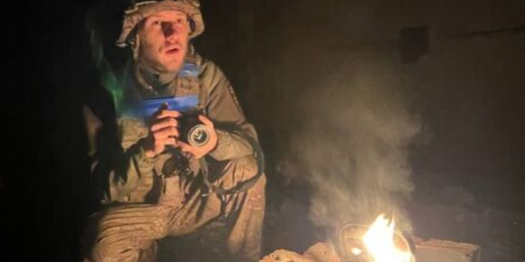 Матір автора фото з Азовсталі розповіла про дзвінок сина