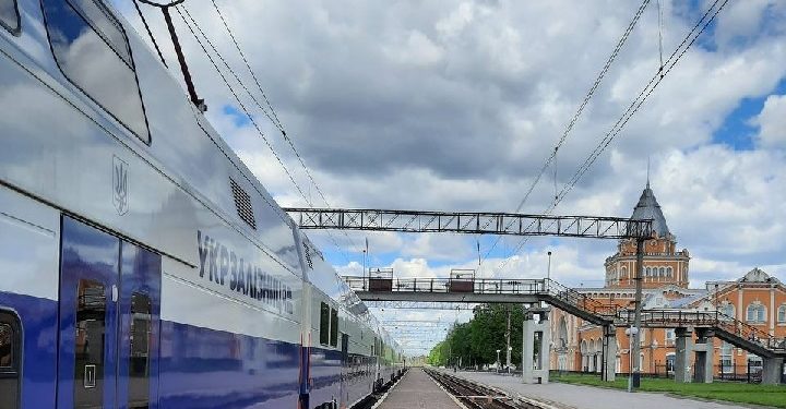 З 19 травня УЗ запускає з Києва до Чернігова електропоїзд Skoda і додає поїзд Вінниця – Чернігів