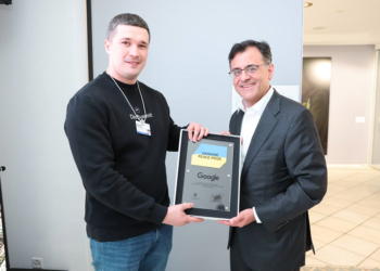 Першу “Відзнаку миру” Україна вручила компанії Google (фото)