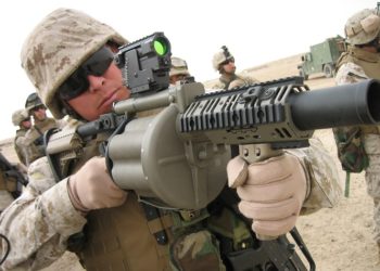 Українські бійці почали застосовувати нові 40-мм гранатомети Milkor MGL (відео)