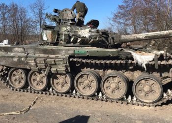 Близько 100 російських танкістів здалися в полон до середини березня – розвідка