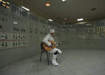 Вакарчук дав концерт на Чорнобильській АЕС закликав врятувати людей з “Азовсталі” (фото, відео)