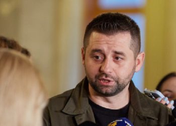 Щодня у боях проти Росії Україна втрачає до 500 військових, – Арахамія