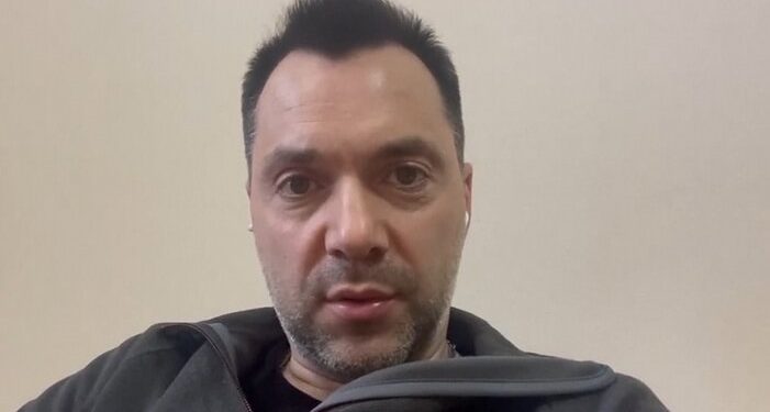 Арестович закликав українців не нехтувати сигналами повітряної тривоги найближчі три дні