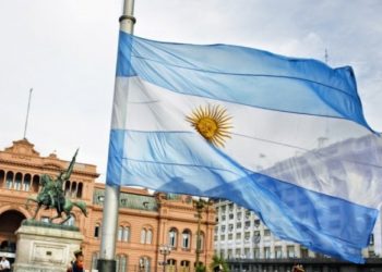 Аргентина доправила до Варшави п’ятий гуманітарний вантаж для України