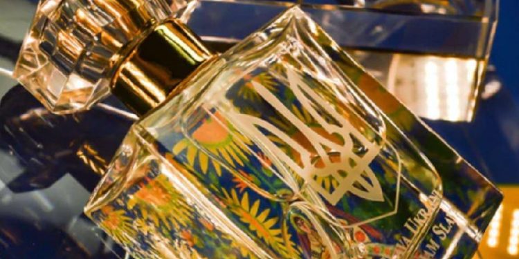 Канадський бренд Meleg Perfumes випустив парфуми Slava Ukraine (фото)